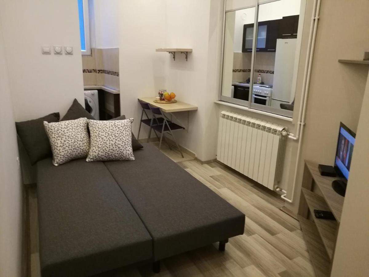 Apartment In The Heart Of Belgrado Buitenkant foto